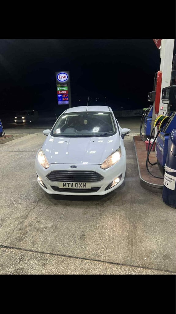 Ford, FIESTA, Hatchback, 2011, Manual, 1388 (cc), 3 doors