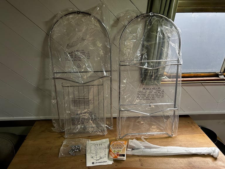 Le Creuset Chrome Cookware Rack