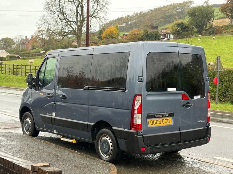 2016 Renault Master SL28dCi 125 Business AUTOMATIC WHEELCHAIR ACCESS/CAMPER PANEL VAN Diesel Auto...