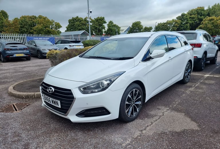 AUTOMATIC Hyundai i40 Tourer,HEATED SEATS,LOW TAX,REVERSE CAMERA,CHEAP TO RUN
