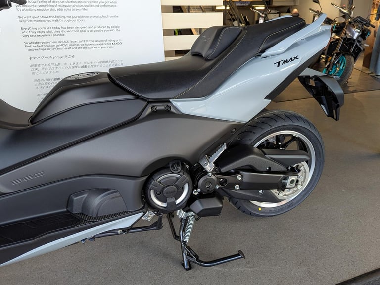 NEW '25 Yamaha TMAX Tech MAX. Ceramic Grey. £14,400 On The Road (No Added Fees)