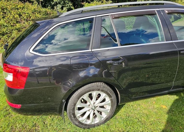 Skoda, OCTAVIA, Estate, 2015, Manual, 1968 (cc), 5 doors