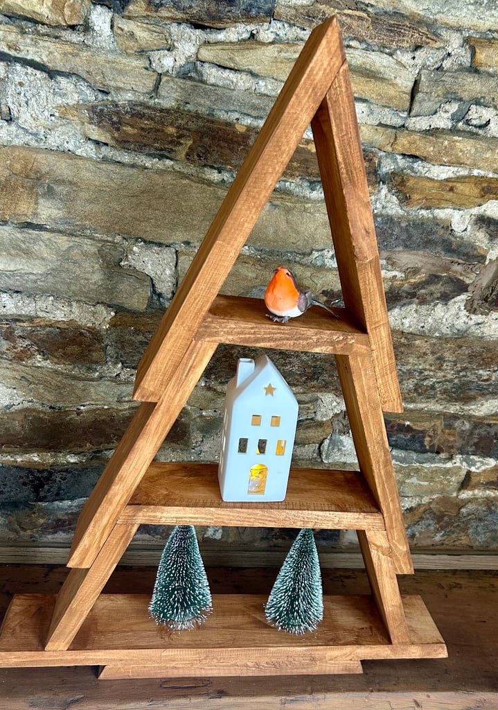 Xmas Tree Display Shelves