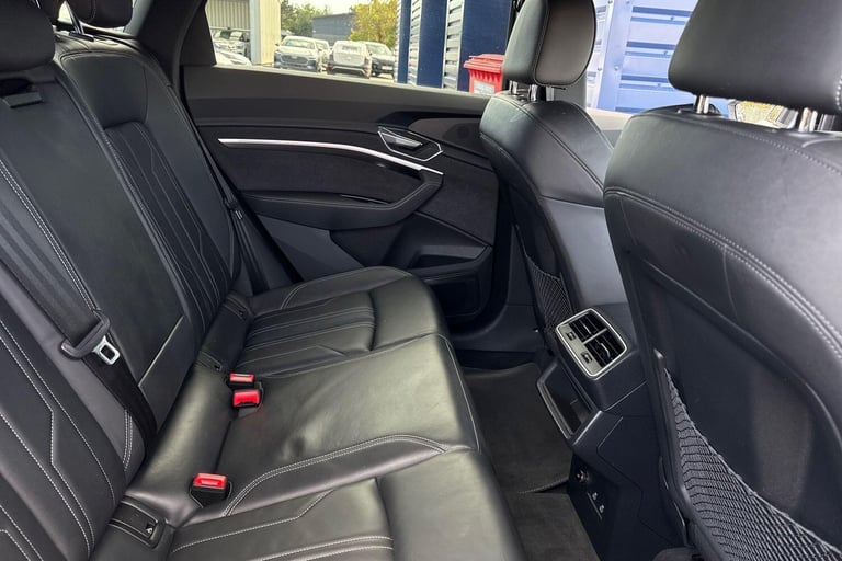 2022 Audi e-tron 50 Black Edition Sportback 5dr Electric Auto quattro 71.2kWh (11kW Charger) ESTA...