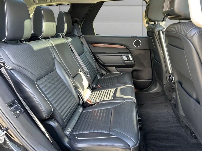 2018 Land Rover Discovery 3.0 TD6 HSE Luxury 5dr Auto ESTATE DIESEL Automatic