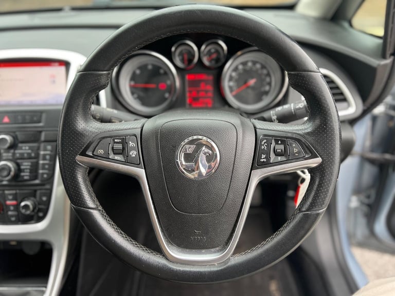 2014 Vauxhall Astra 1.7 CDTi ecoFLEX SRi Euro 5 5dr HATCHBACK Diesel Manual