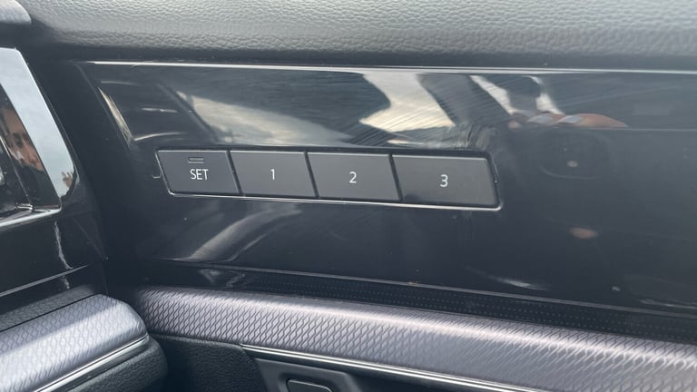 2018 Volkswagen Touareg 3.0 V6 TDI 4Motion R-Line Tech 5dr Tip Auto Diesel Estate Estate Diesel A...