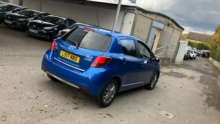 2017 Toyota Yaris 1.33 VVT-i Icon 5dr CVT Petrol Hatchback Hatchback Petrol Automatic