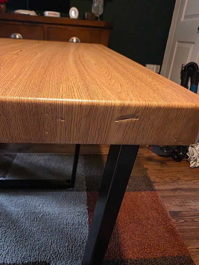 Small dining table and 2 chairs