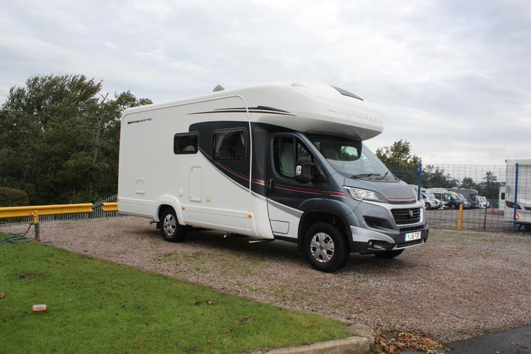 2016 "16" Plate Auto Trail Tracker FB Luxury 6 Berth Motorhome, Fixed Rear Bed