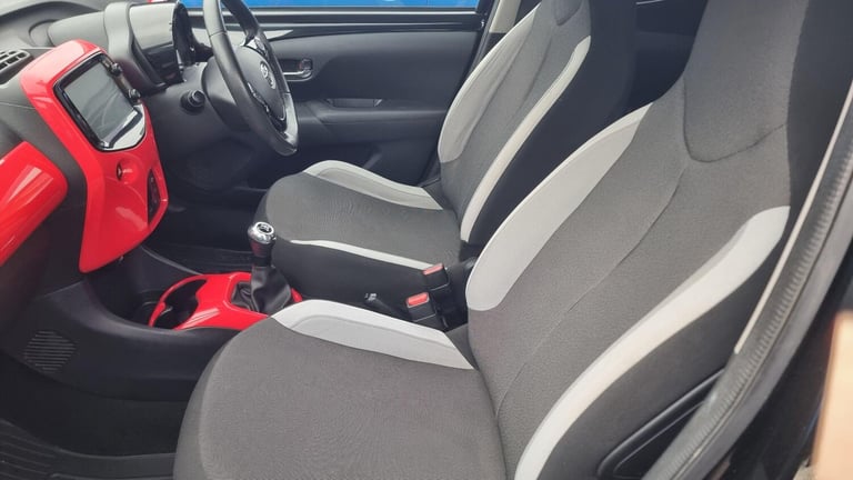 2014 Toyota AYGO 1.0 VVT-i x-clusiv Euro 5 5dr Euro 5 HATCHBACK Petrol Manual