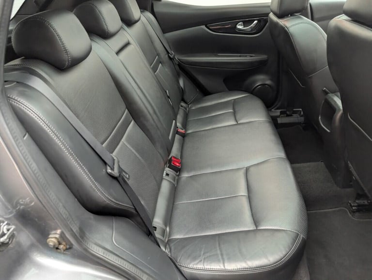2017 Nissan Qashqai 1.5 dCi Tekna SUV 5dr Diesel Manual 2WD Euro 6 (s/s) (110 ps) - PRIVACY GLA H...