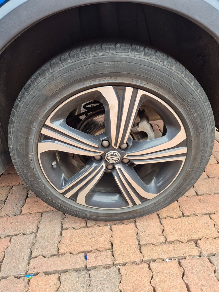 MG Motor UK, ZS, Hatchback, 2022, Manual, 1498 (cc), 5 doors