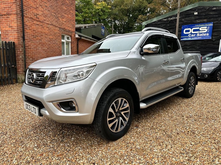2016 Nissan Navara Double Cab Pick Up Tekna 2.3dCi 190 4WD PICK UP DIESEL Manual