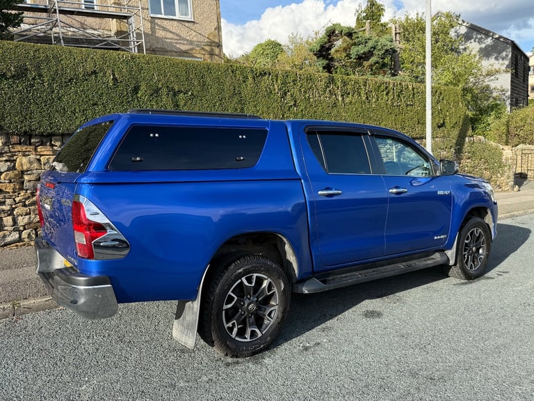 2019 Toyota Hilux INVINCIBLE X D/C 2.4 D4-D AUTO 4X4 BLUE PICK UP Diesel Automatic