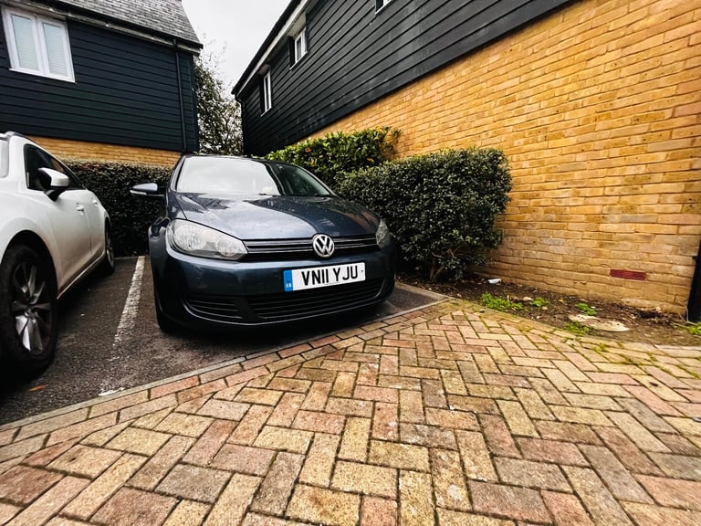 Volkswagen, GOLF, Hatchback, 2011, Manual, 1598 (cc), 5 doors