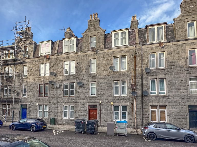 1 bedroom flat in Victoria Road, Torry, Aberdeen, AB11 9NH