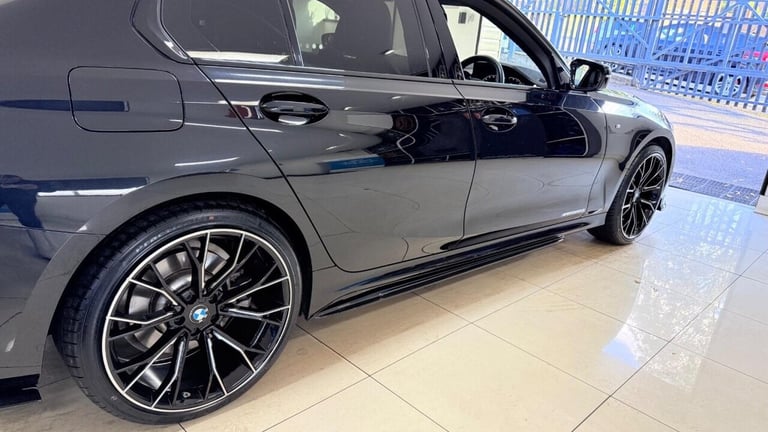 2020 BMW 3 Series 2.0 330e 12kWh M Sport Auto Euro 6 (s/s) 4dr Saloon PETROL/ELECTRIC Automatic