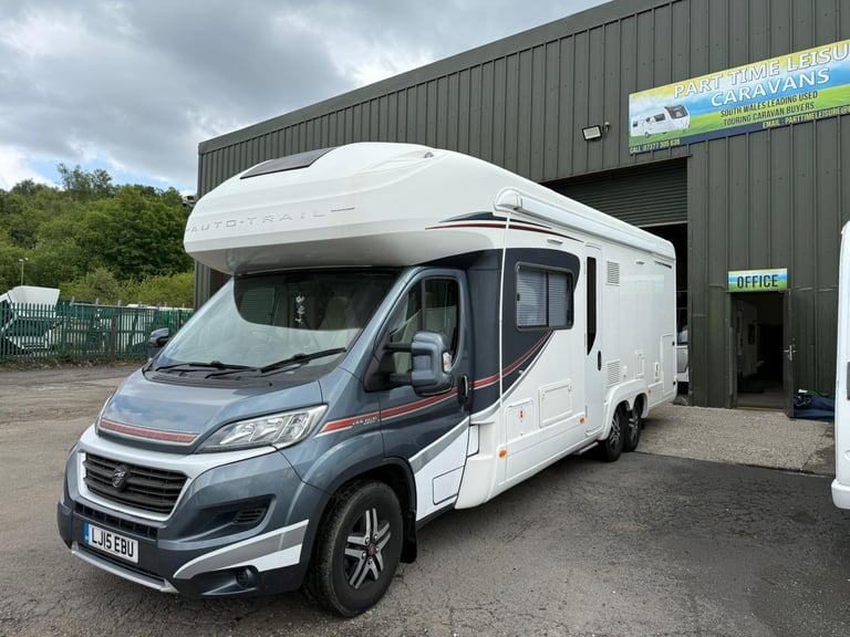AUTOMATIC FIAT AUTO TRAIL FRONTIER CH-TA - 6 BERTH MOTORHOME