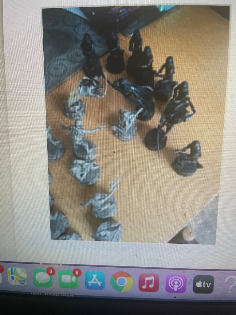 TOY STAR WARS EMPIRE SOLDIERS,YODA ETC FOR SALE 30 IN TOTAL (CAKE DECORATIONS) ?