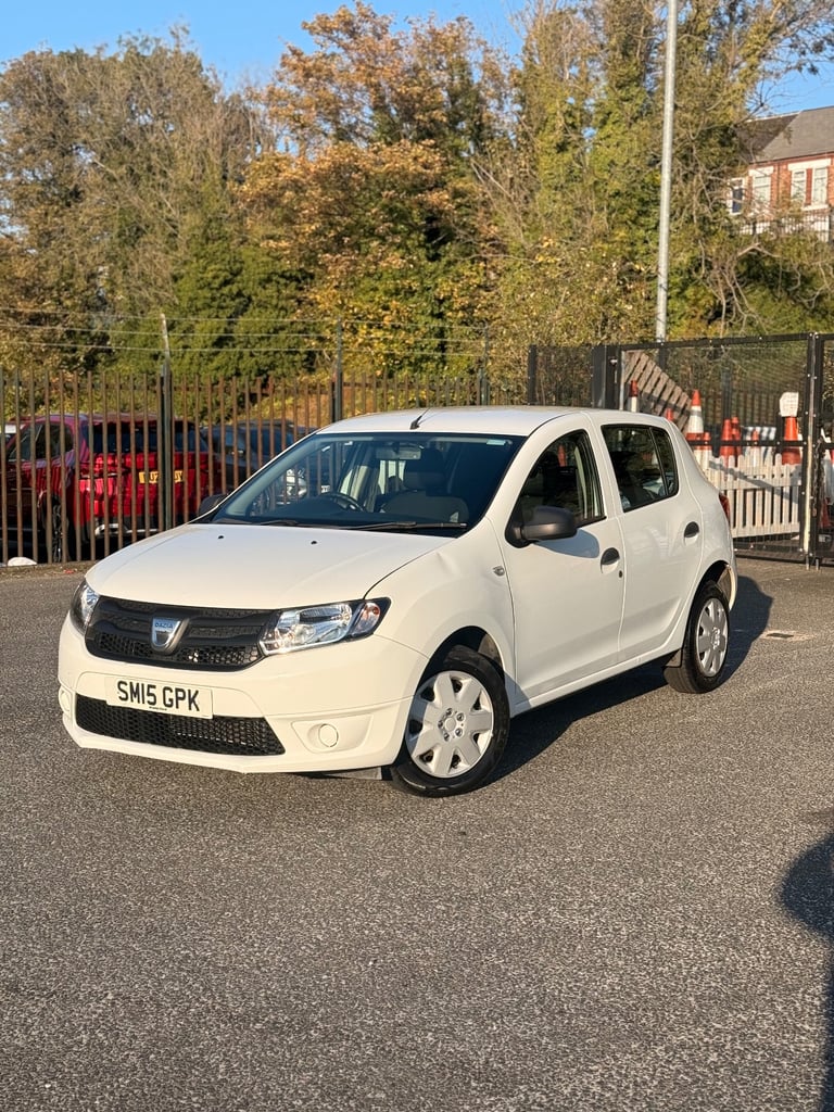 image for Dacia, SANDERO, Hatchback, 2015, Manual, 1149 (cc), 5 doors