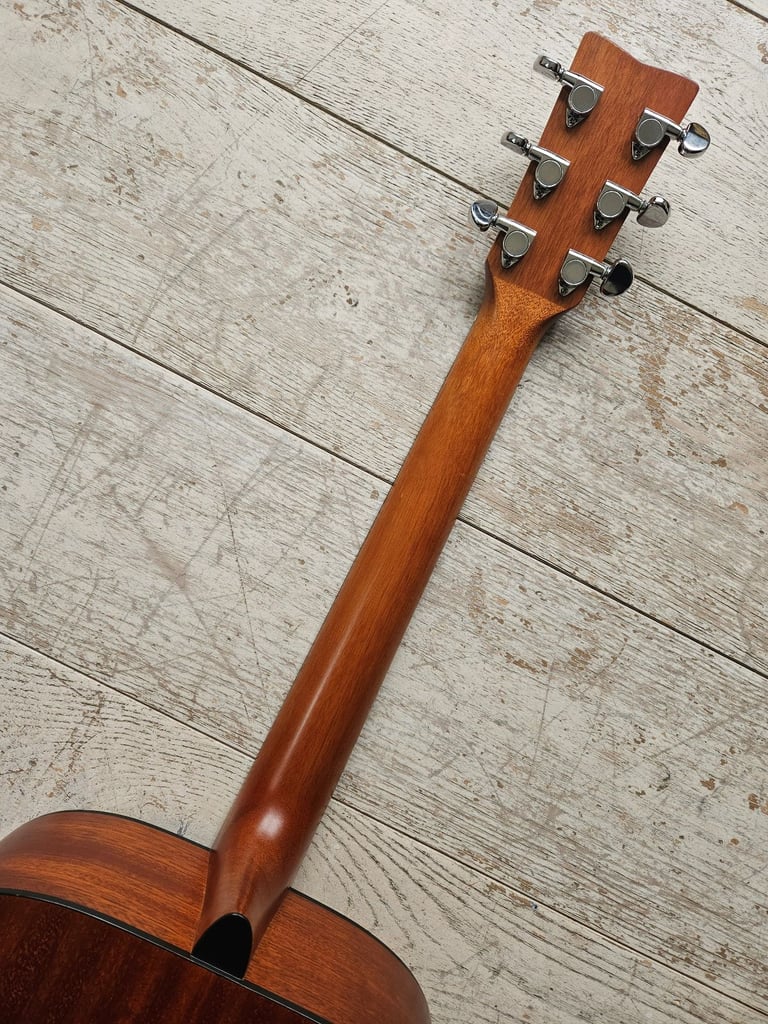 Yamaha FG700MS Solid top, Low Action acoustic guitar