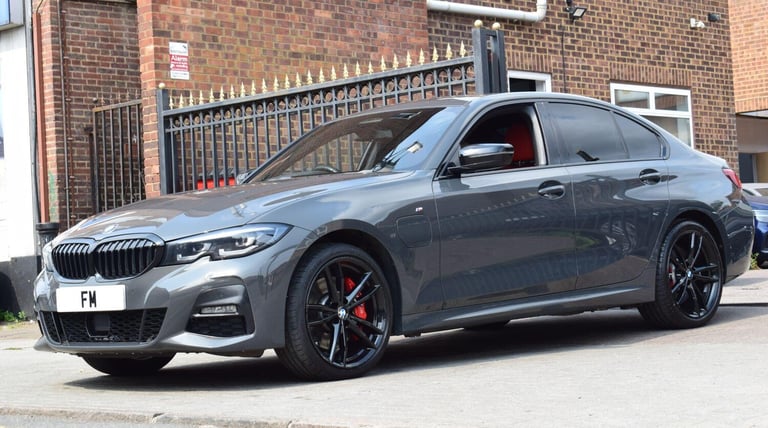 2021 BMW 3 Series 2.0 330e 12kWh M Sport Pro Edition Auto xDrive Euro 6 (s/s) 4dr SALOON Petrol/E...