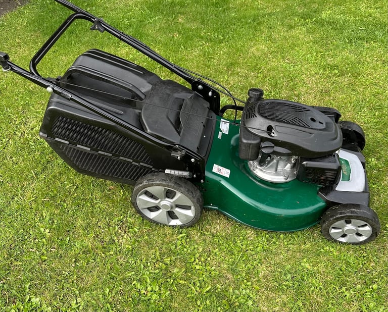 2024 Atco petrol lawnmower 20”cut serviced & sharpened Auto choke mower easy start 