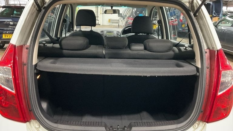 2013 Hyundai i10 1.2 Classic 5dr HATCHBACK PETROL Manual
