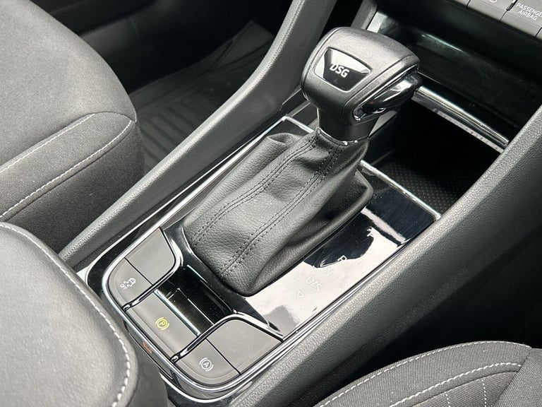 2021 Skoda Karoq 1.5 TSI ACT SE Technology SUV 5dr Petrol DSG Euro 6 (s/s) (150 ps) SUV PETROL Au...
