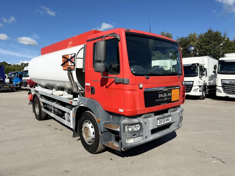 2009 MAN TGM 18 240 13,200 LITRE FUEL TANKER