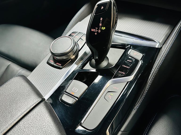2019 BMW 5 Series 2.0 530e 9.2kWh M Sport Auto Euro 6 (s/s) 4dr SALOON Petrol/Electric Hybrid Aut...