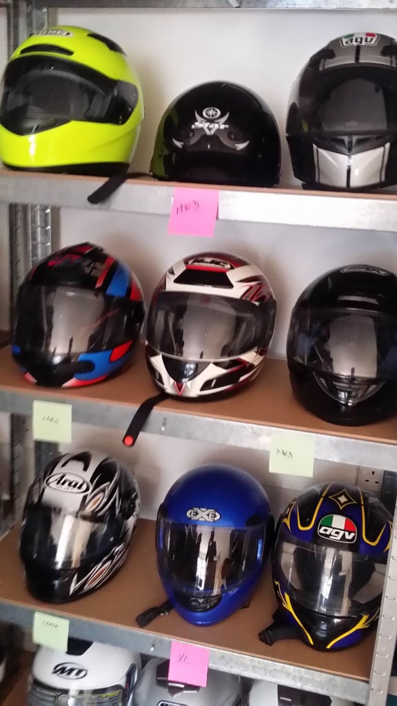 East London Motorcycle Clothing – ALL TYPES – SEE PHOTOS – EAST LONDON - 750