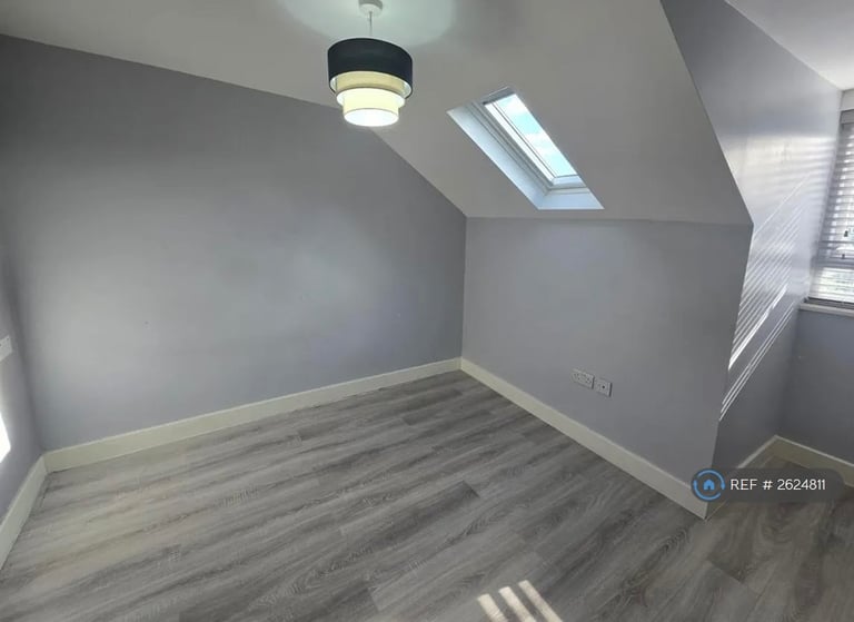 3 bedroom flat in Langthorne Road, London, E11 (3 bed) (#2624811)