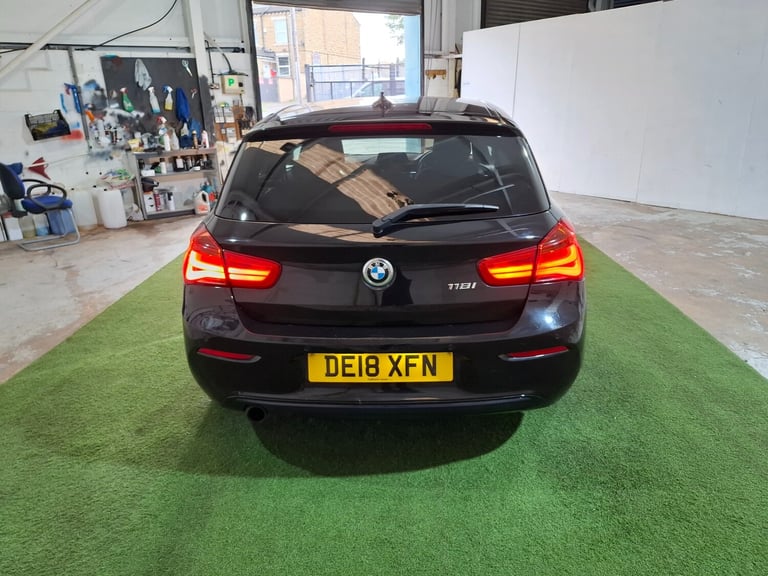 2018 BMW 1 Series 118i [1.5] Sport 3dr [Nav] HATCHBACK Petrol Manual