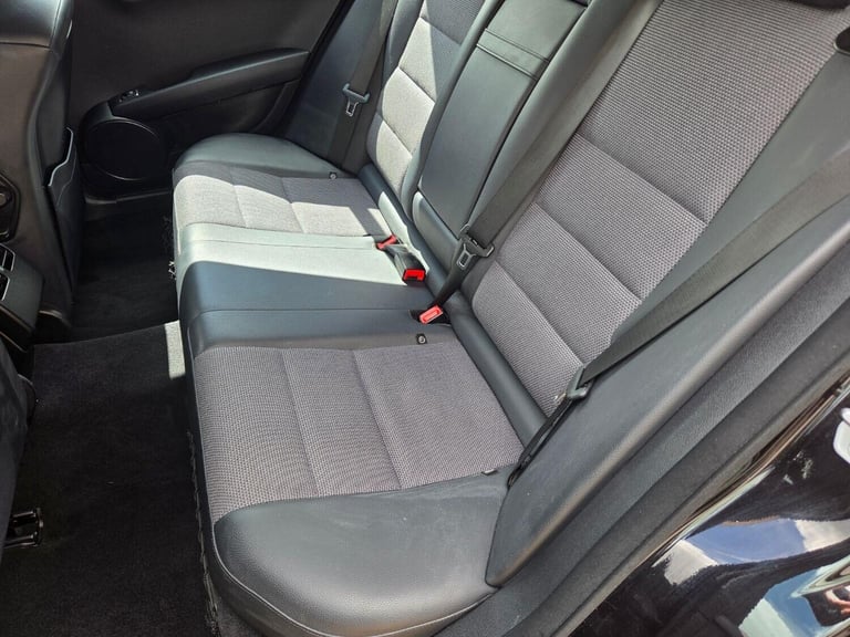 2012 Mercedes-Benz C-Class C220 CDI BLUEEFFICIENCY SPORT Estate Diesel Automatic
