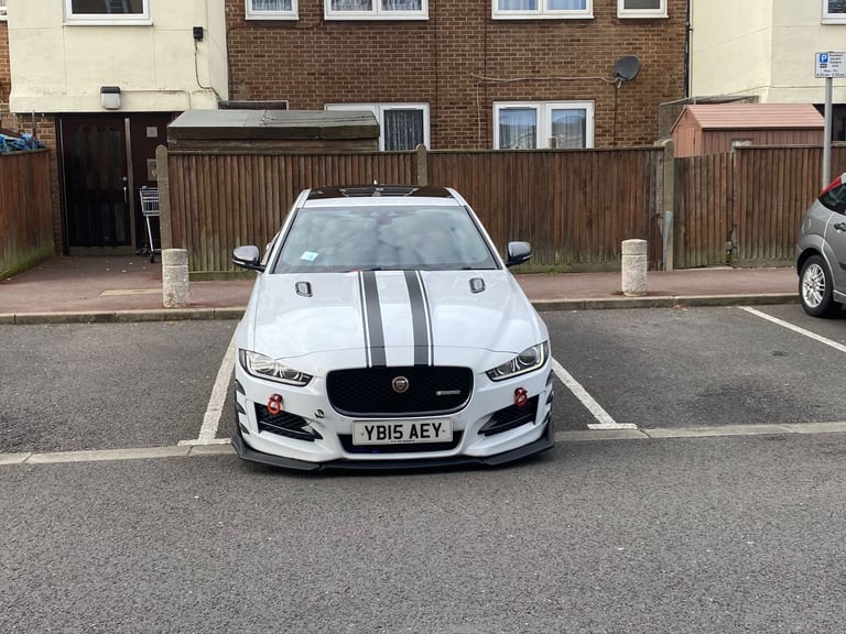 Jaguar, XE, Saloon, 2015, Other, 1999 (cc), 4 doors