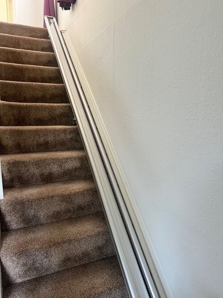 Stair lift acorn superglide 130