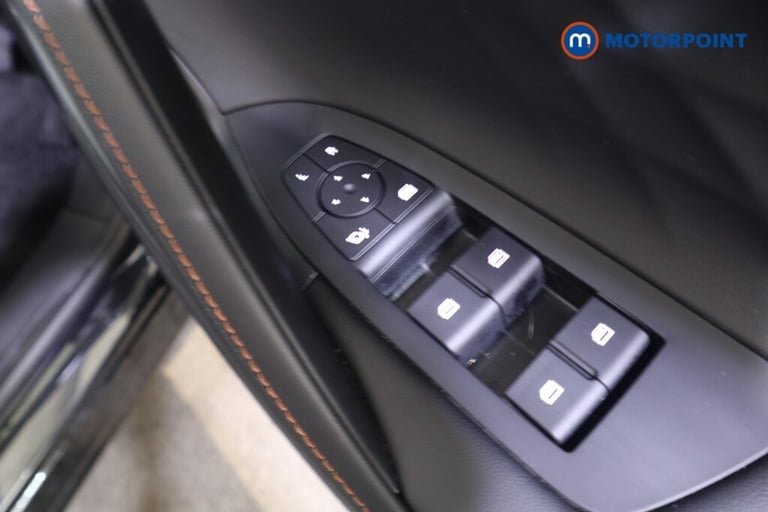 2025 MG MG HS 1.5 T-GDI Trophy 5dr DCT SUV Petrol Automatic