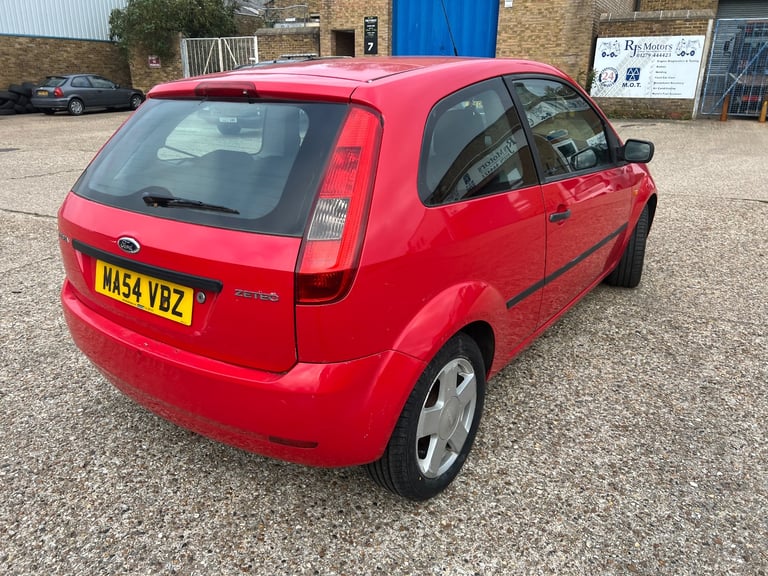 Ford, FIESTA, Hatchback, 2004, Manual, 1388 (cc), 3 doors