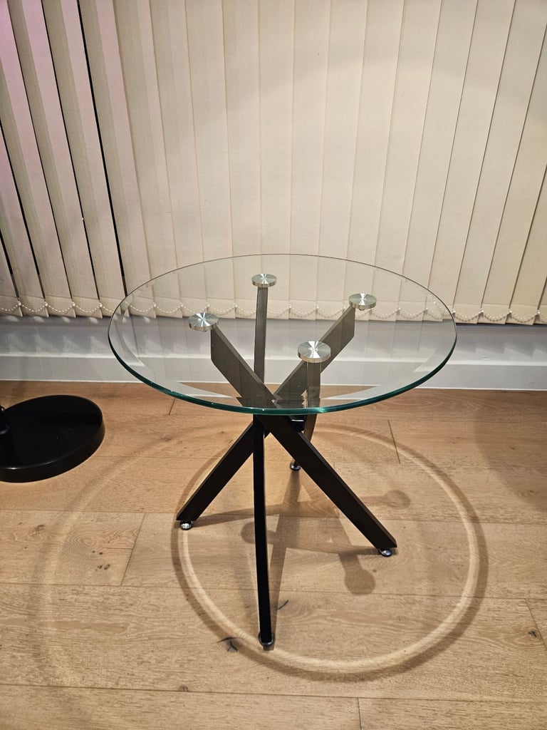 image for Novara Round Tempered Glass Side Coffee Table, RRP 90£