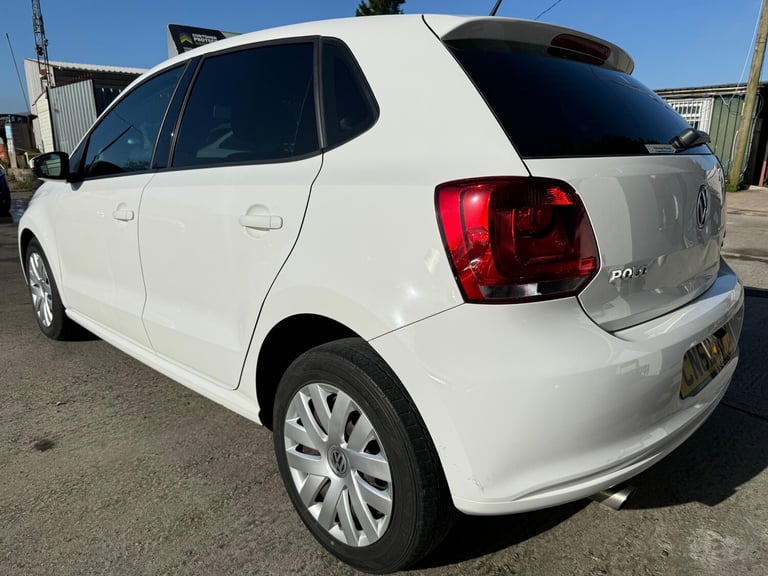 2013 Volkswagen Polo 1.2 TSi BLUEMOTION Hatchback Petrol Automatic