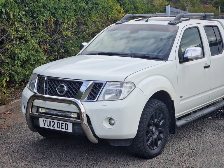 2012 Nissan Navara Double Cab Pick Up Outlaw 3.0dCi V6 231 4WD Auto PICK UP Diesel Automatic