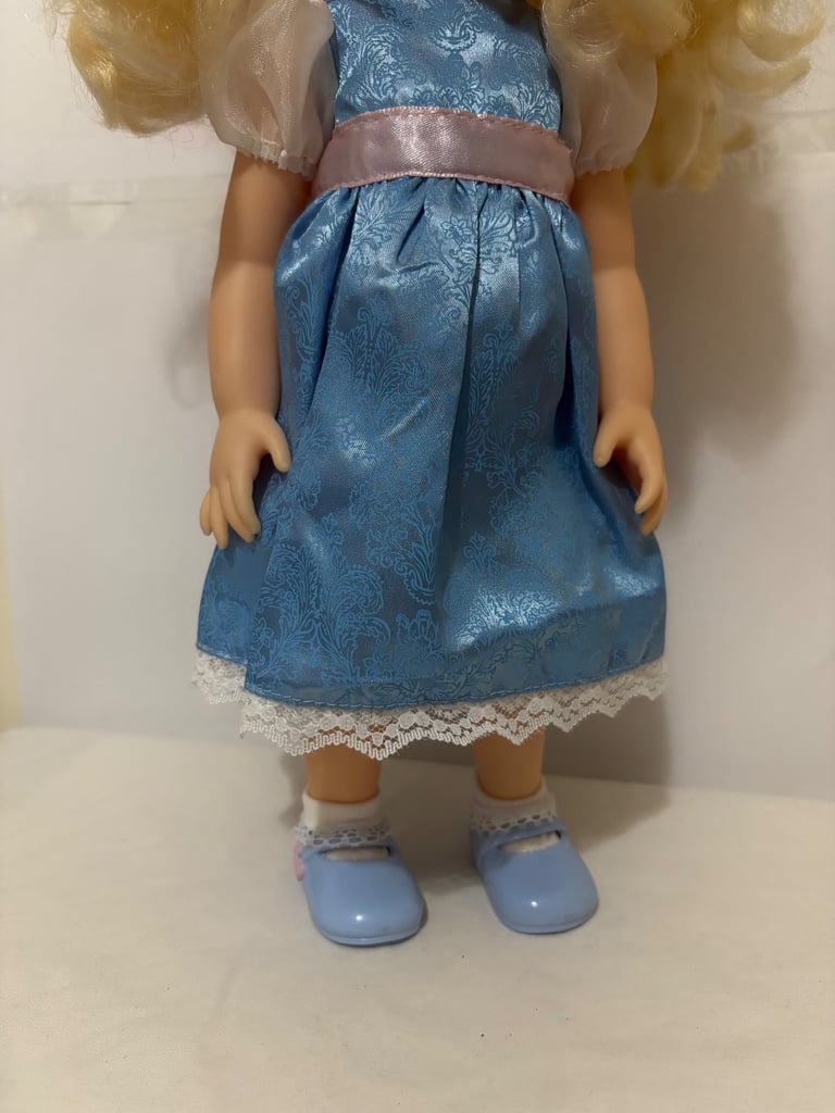 Disney Animators Collection Cinderella Doll
