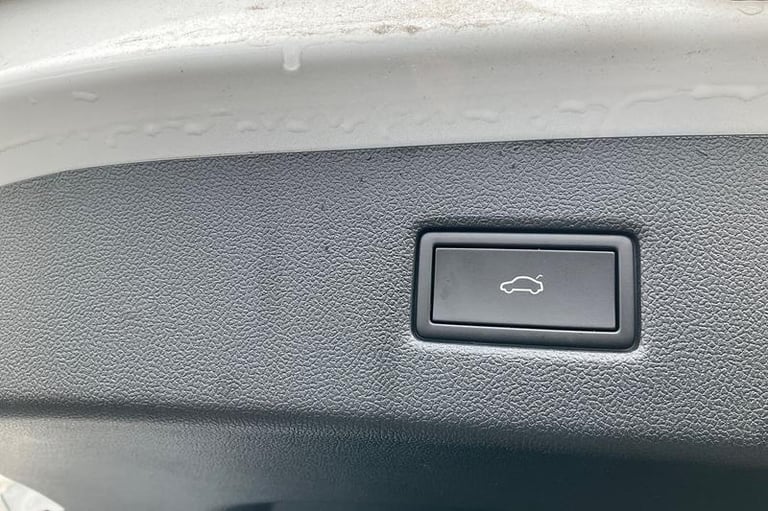 2024 Ford Explorer 210kW Select 77kWh 5dr Auto HATCHBACK ELECTRIC Automatic