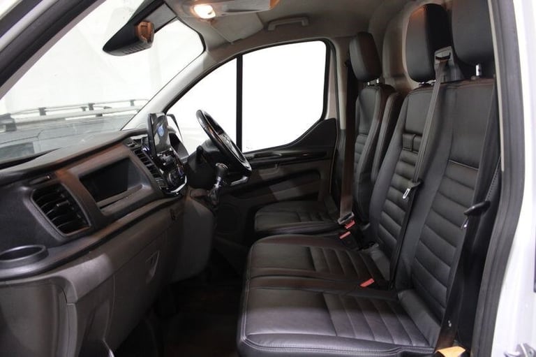 2022 Ford Transit Custom 300 L1 FWD 2.0 EcoBlue 170ps Low Roof Trail Van Panel Van Diesel Manual