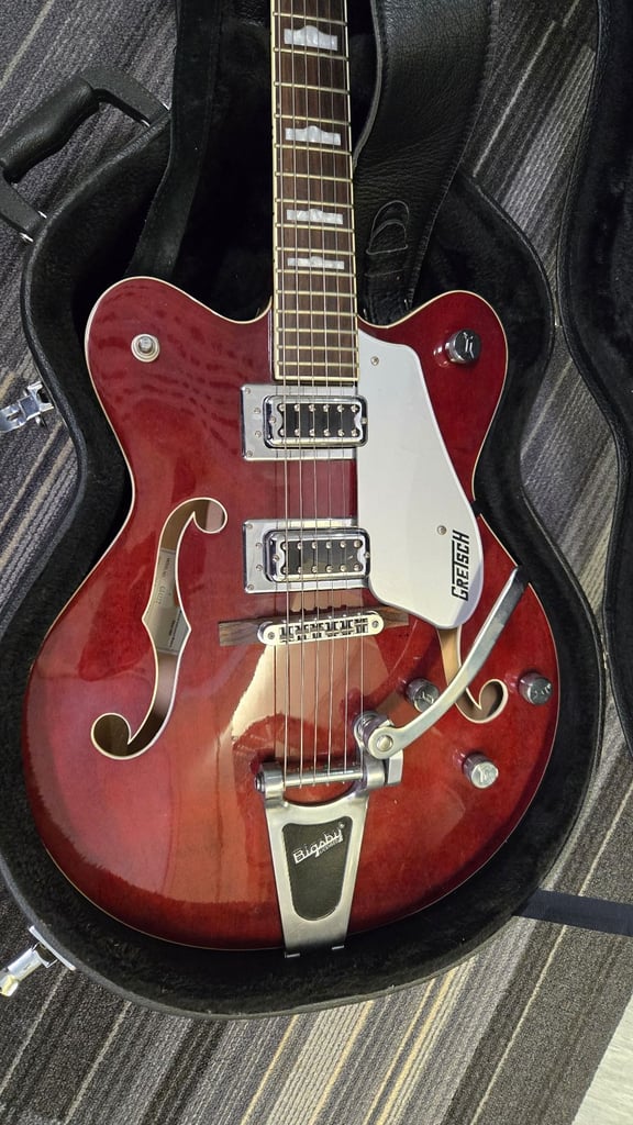 Gretsch G5422T Electromatic Hollow Body Double Cutaway