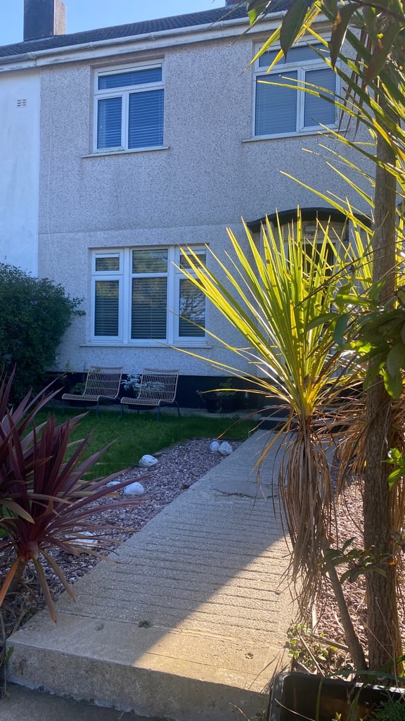 image for Cornwall to Islington or Greater London