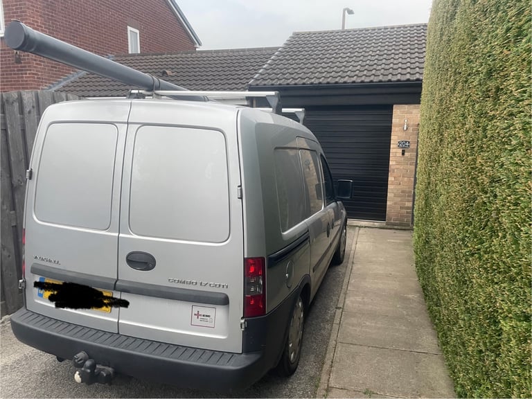 Vauxhall combo 2011