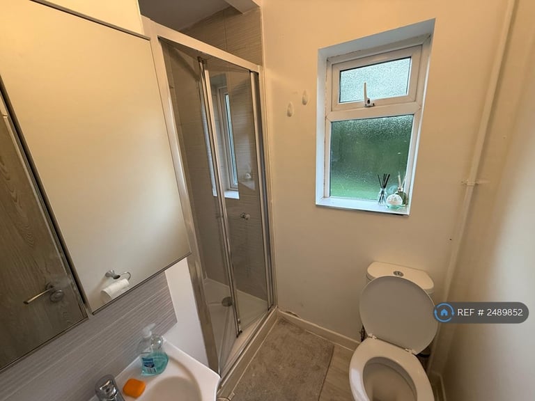2 bedroom flat in Arnolds Way, Oxford, OX2 (2 bed) (#2489852)